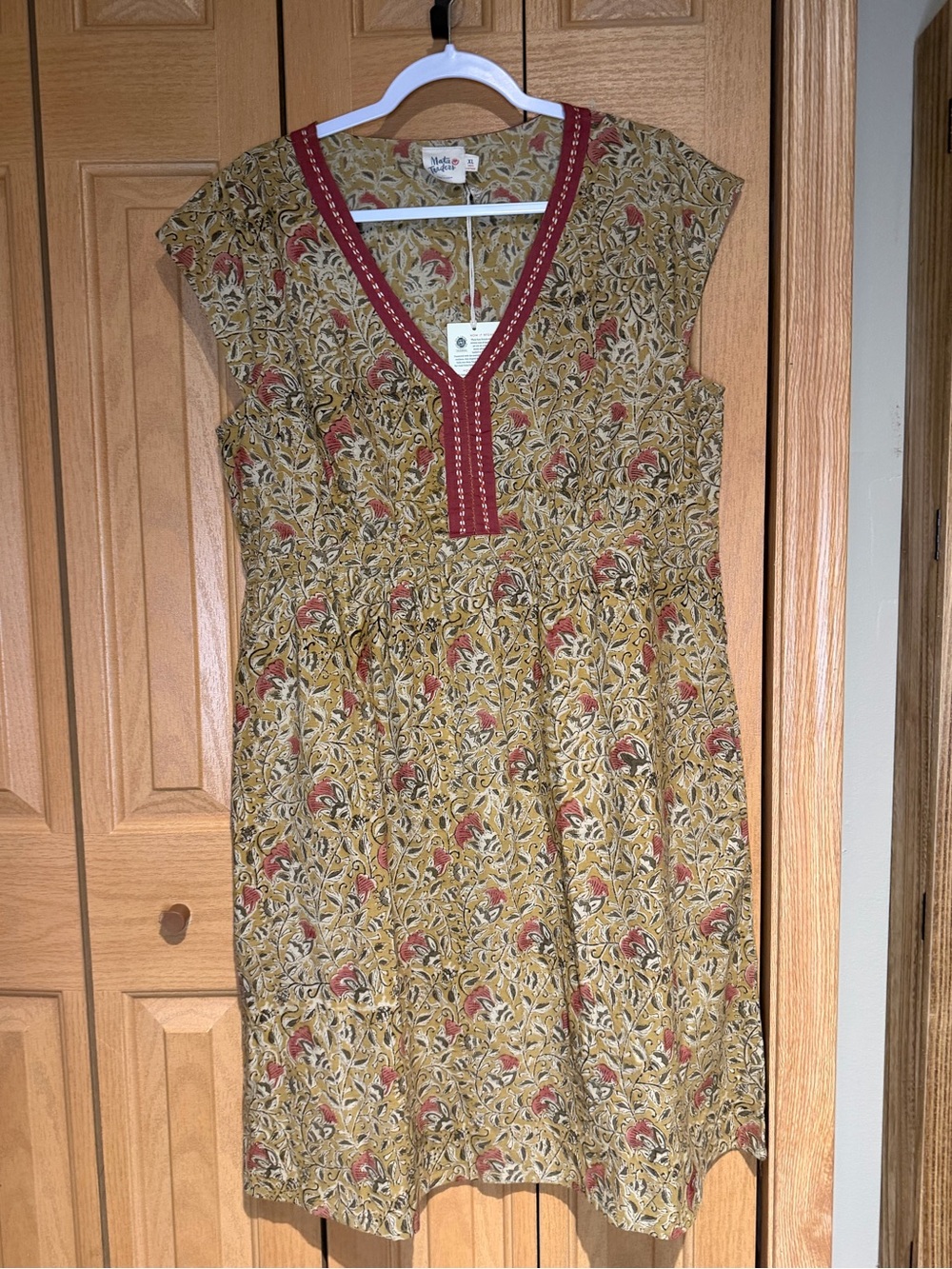 NWT Mata Traders Jaya V-Neck 100% cotton dress